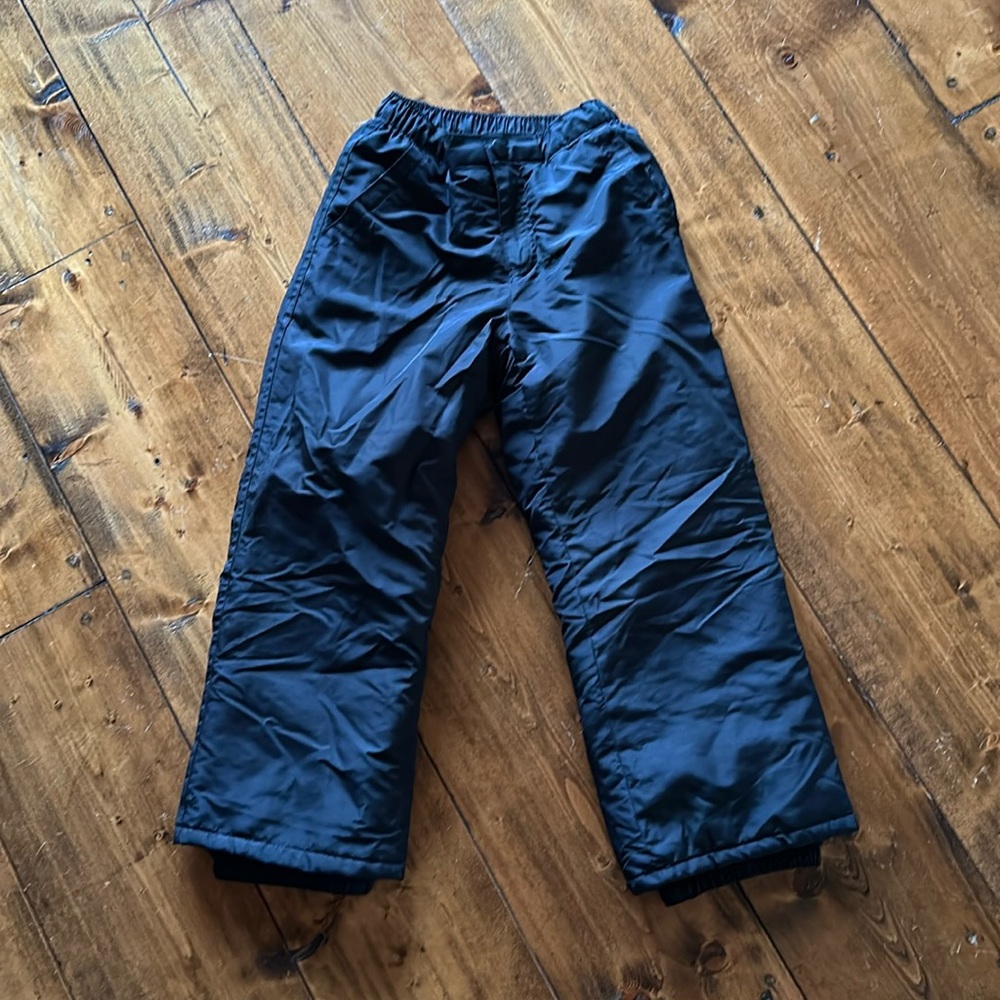 Children’s place size 6 snow pants